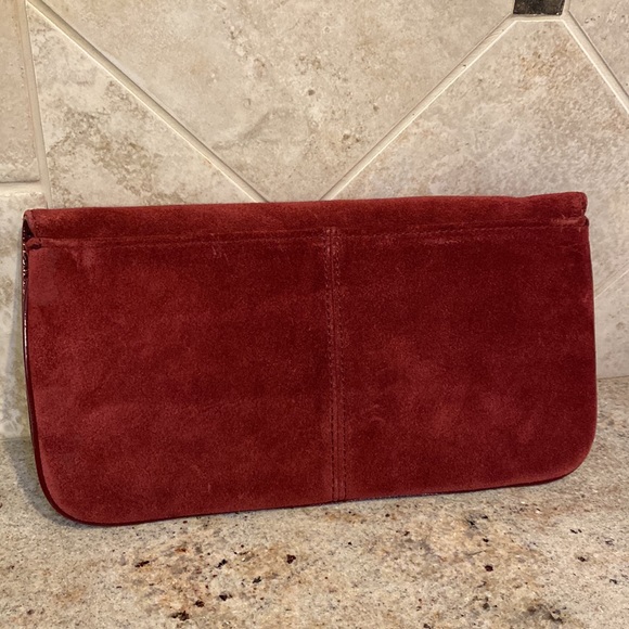 Talbots Suede clutch w/Gold Hardware - Picture 4 of 12